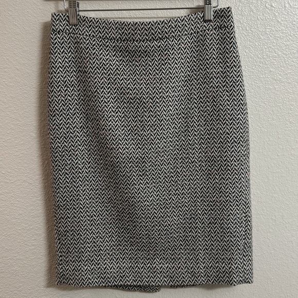 J Crew Wool Pencil Skirt - Picture 2 of 5